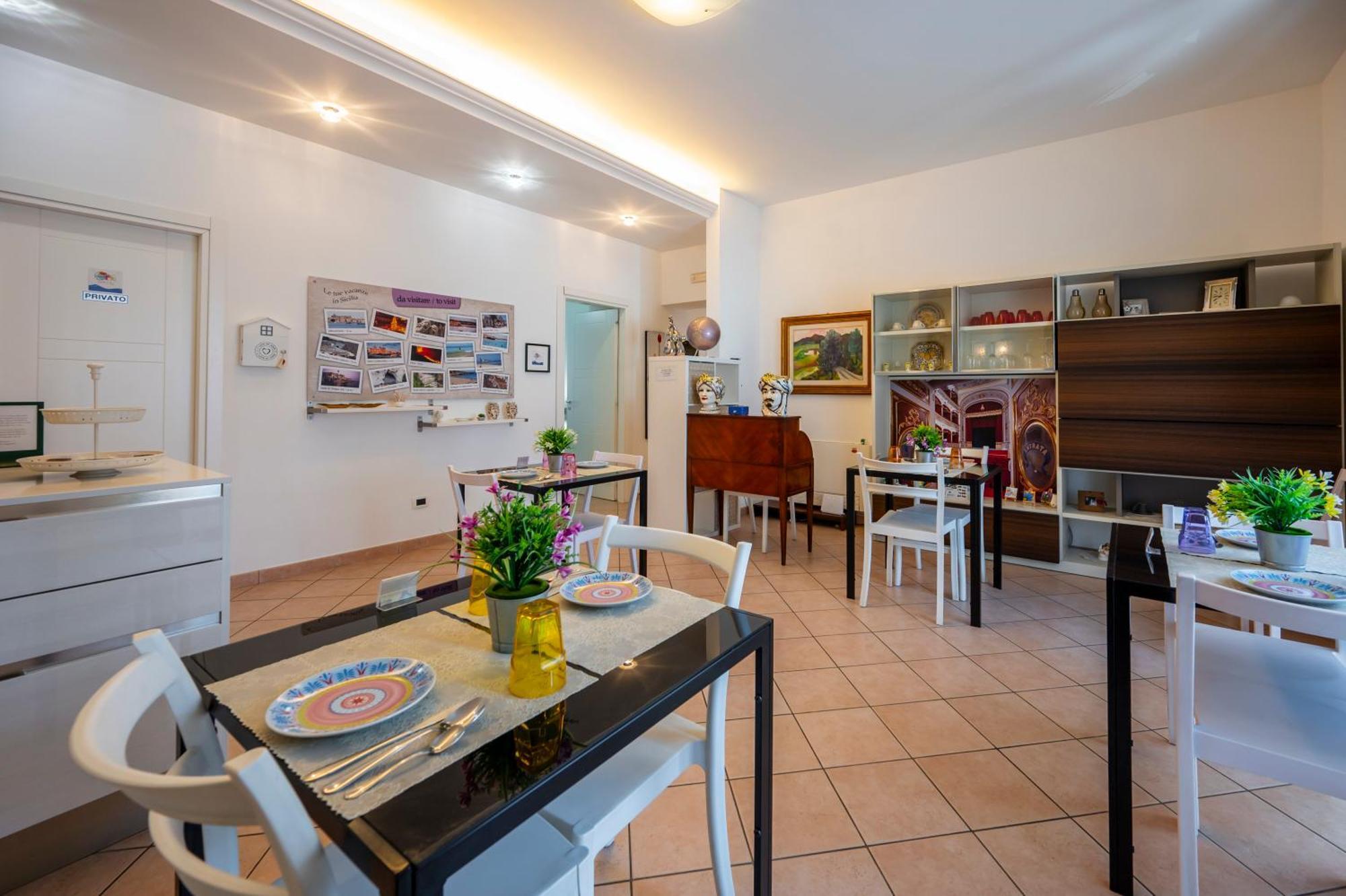 B&B Zanzibar - Ospitalità Siciliana Avola Extérieur photo